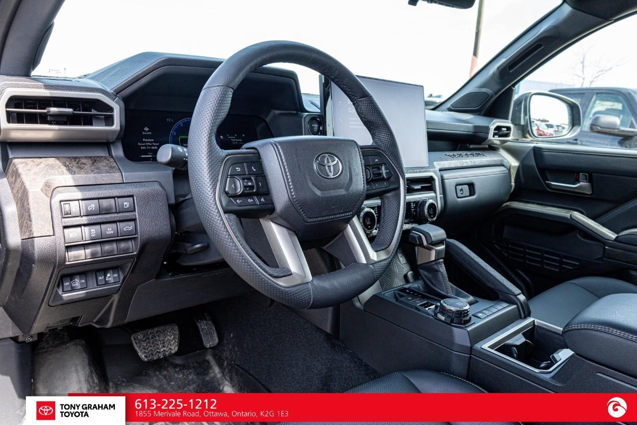2025 Toyota TACOMA HYBRID LIMITED PACKAGE Photo