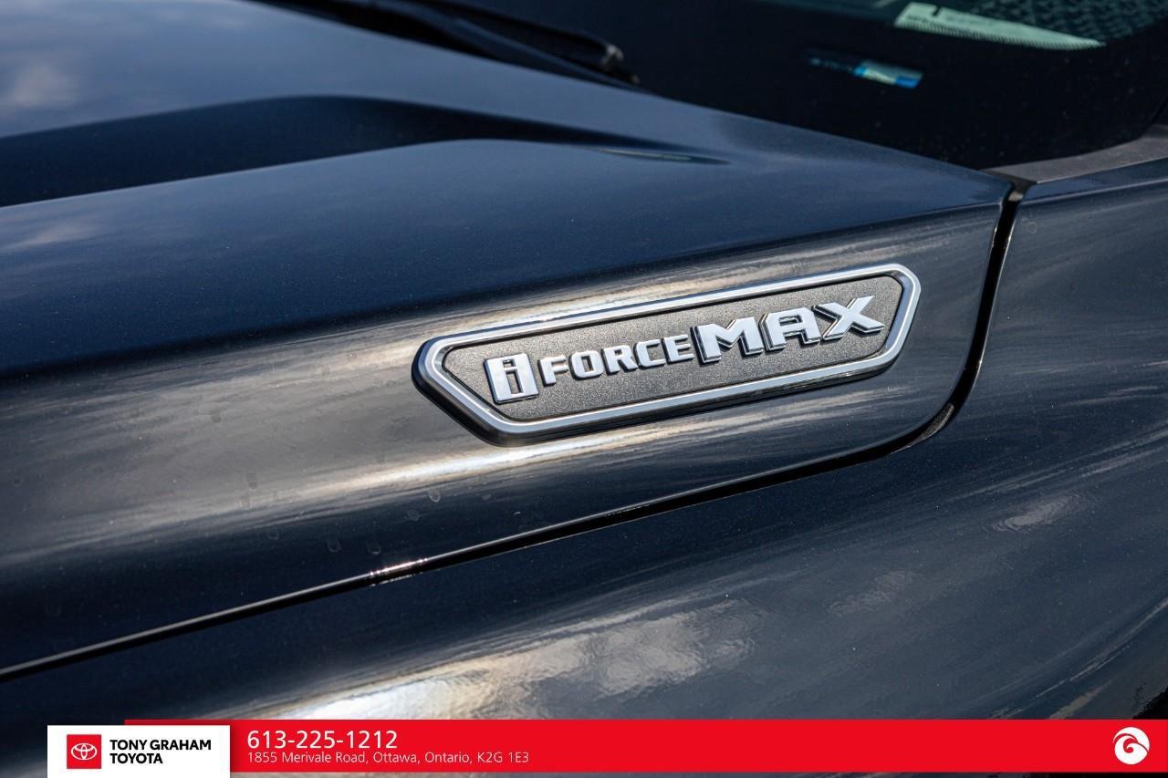 2025 Toyota TACOMA HYBRID LIMITED PACKAGE Photo