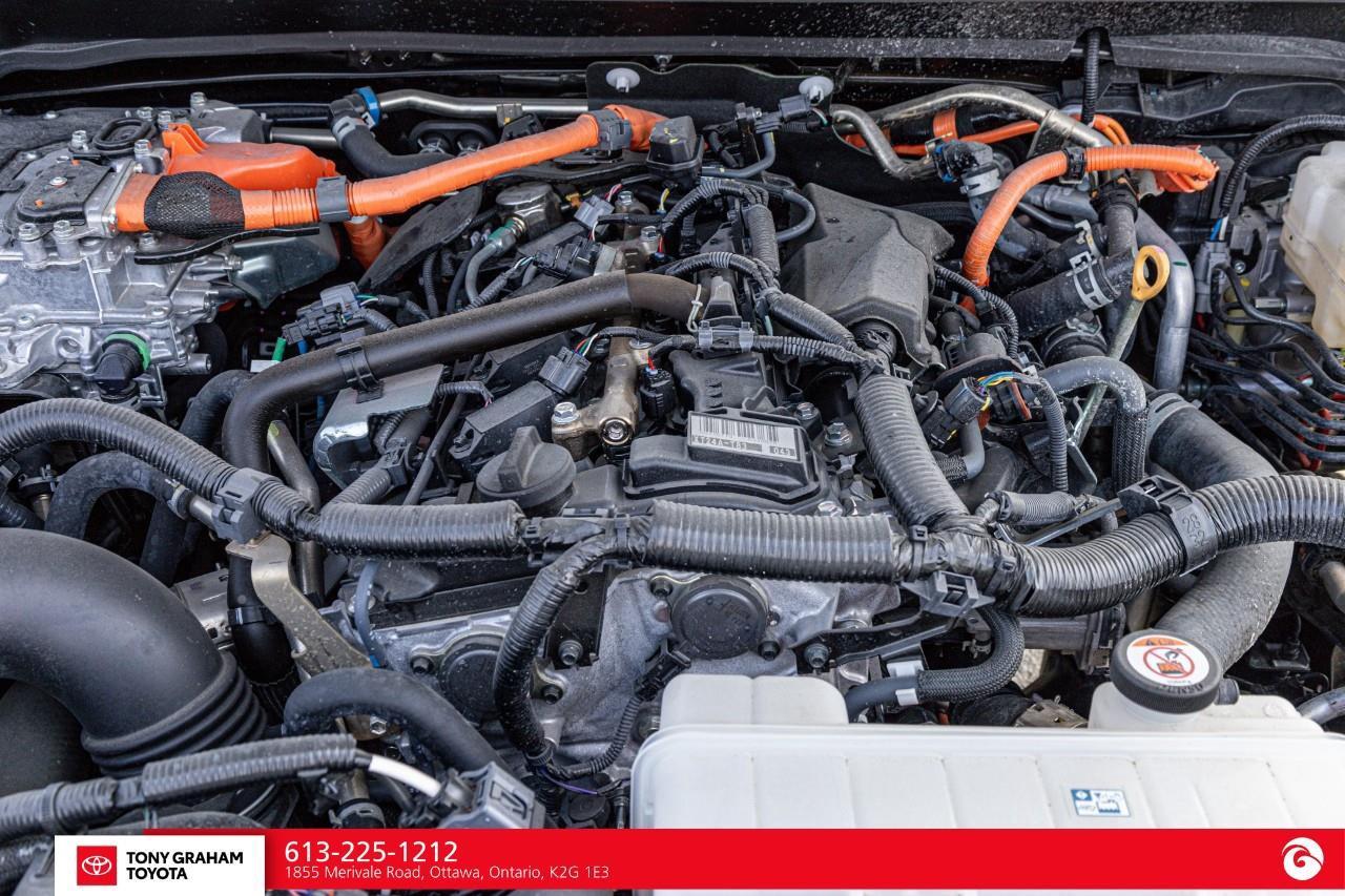 2025 Toyota TACOMA HYBRID LIMITED PACKAGE Photo