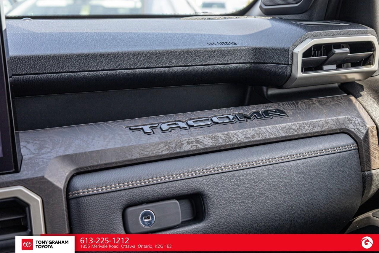 2025 Toyota TACOMA HYBRID LIMITED PACKAGE Photo