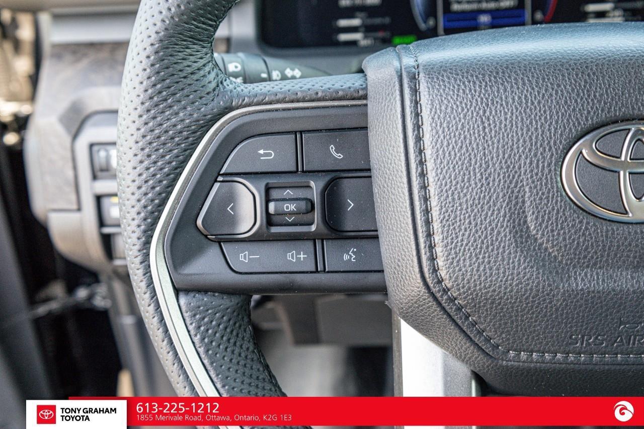 2025 Toyota TACOMA HYBRID LIMITED PACKAGE Photo