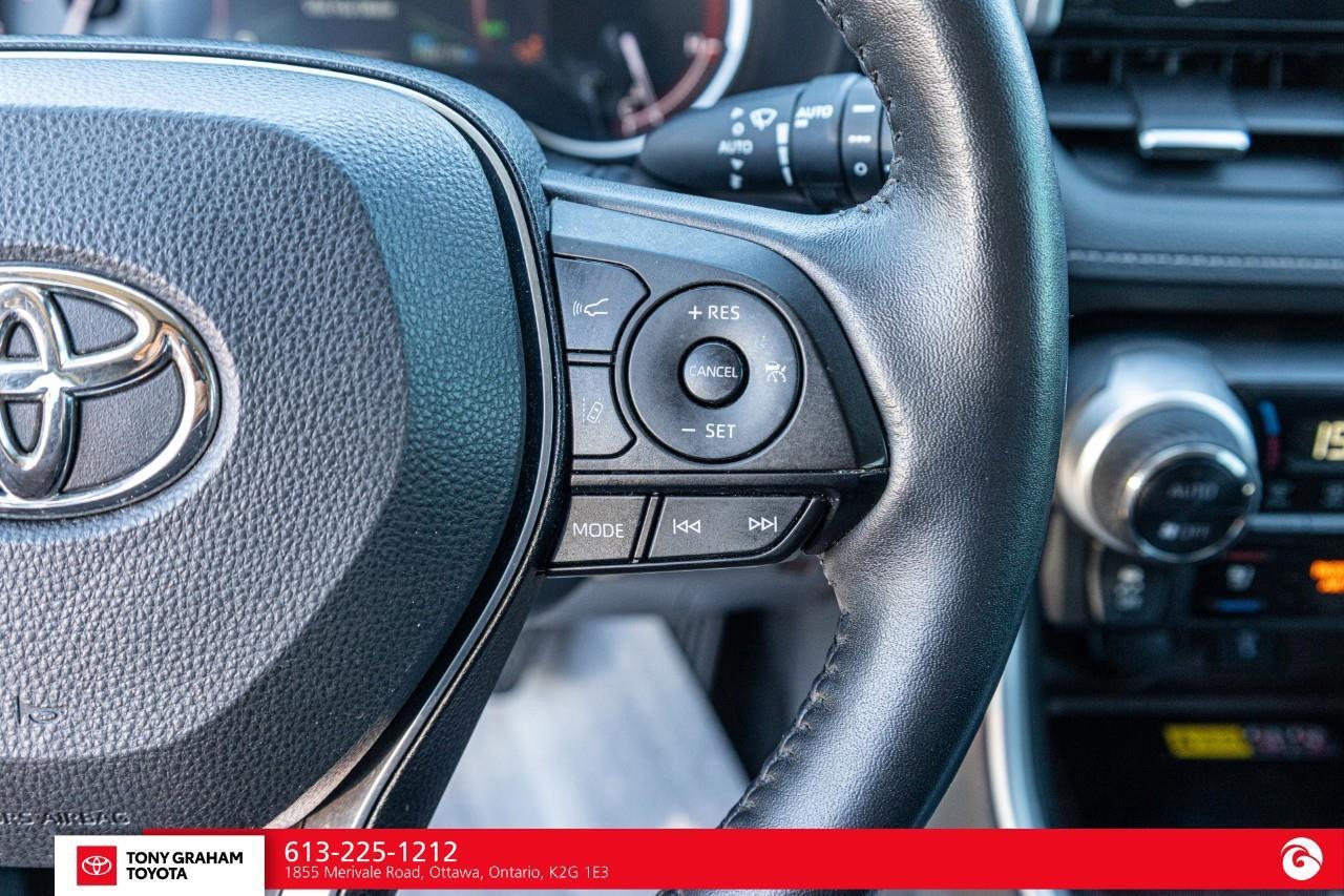 2022 Toyota RAV4 LIMITED  Photo