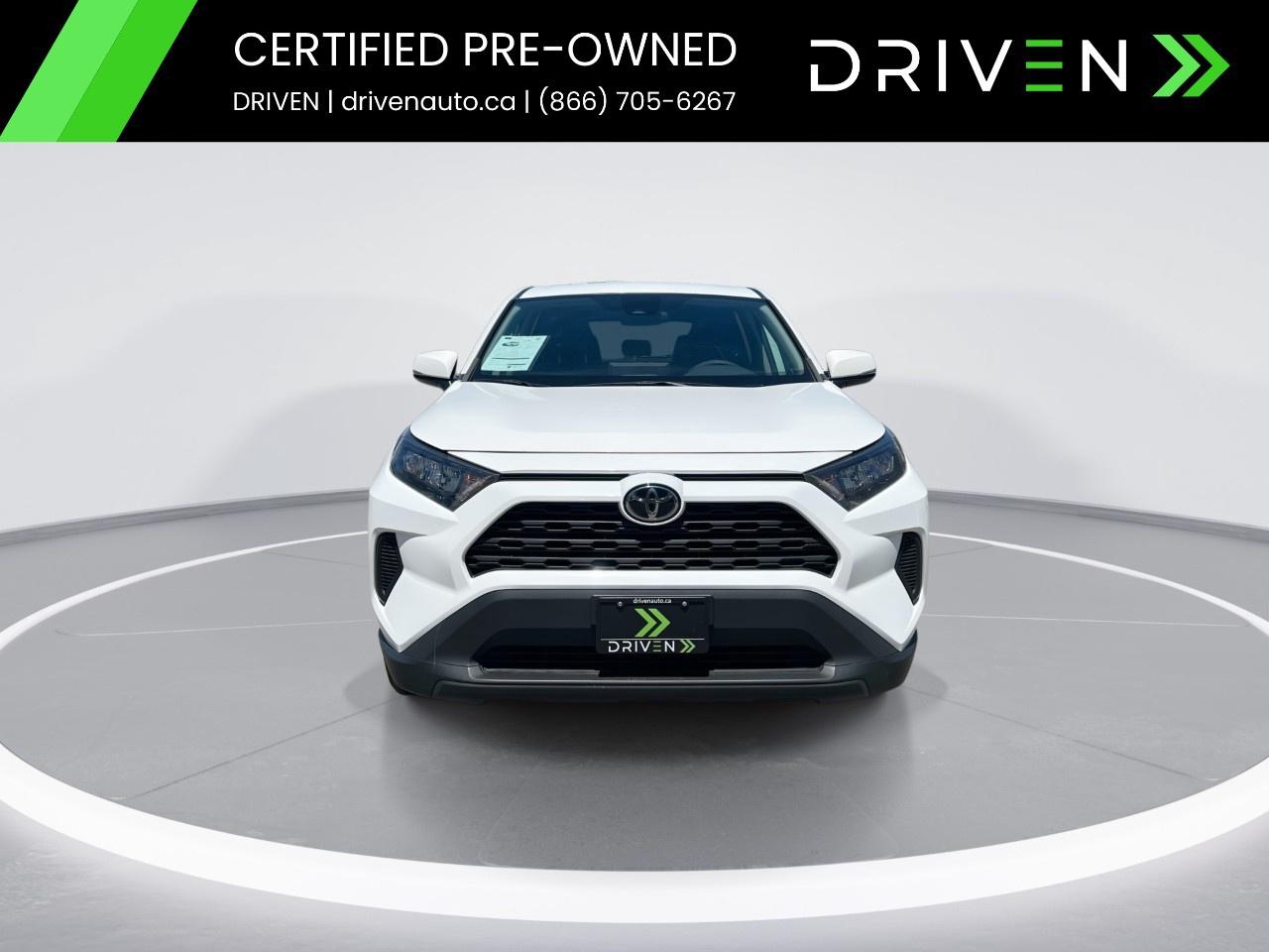 2022 Toyota RAV4 LE AWD Photo