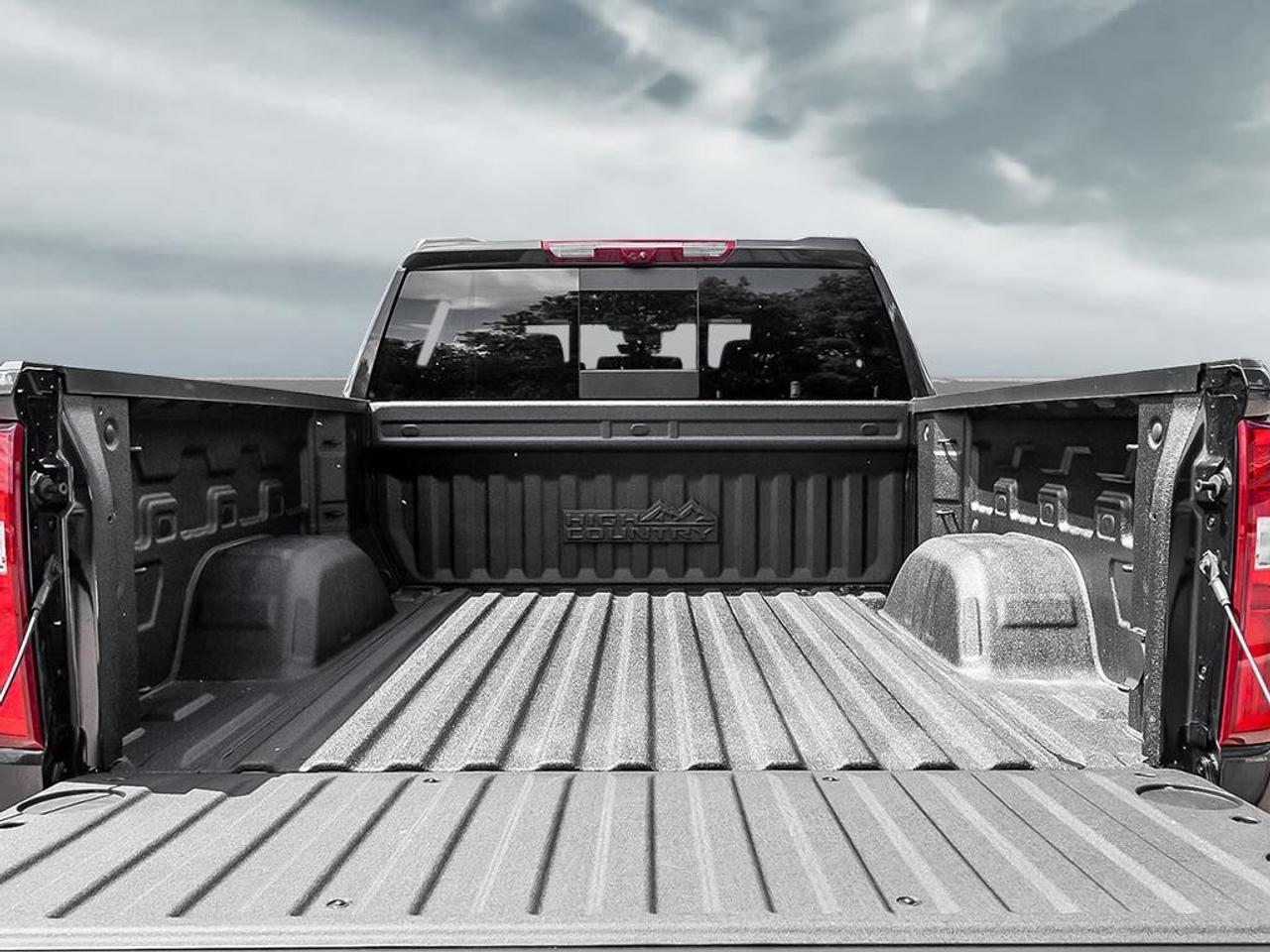 2026 Chevrolet Silverado 1500 Crew Cab Short Box 4-Wheel Drive High Country Photo