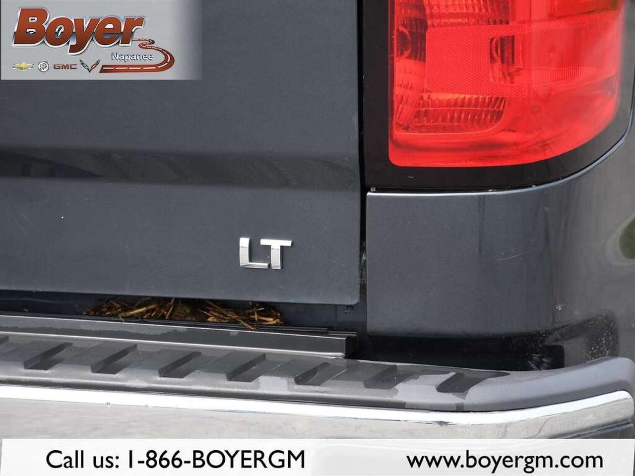 2018 Chevrolet Silverado 1500 Crew Cab Short Box 4-Wheel Drive LT w/1LT Photo