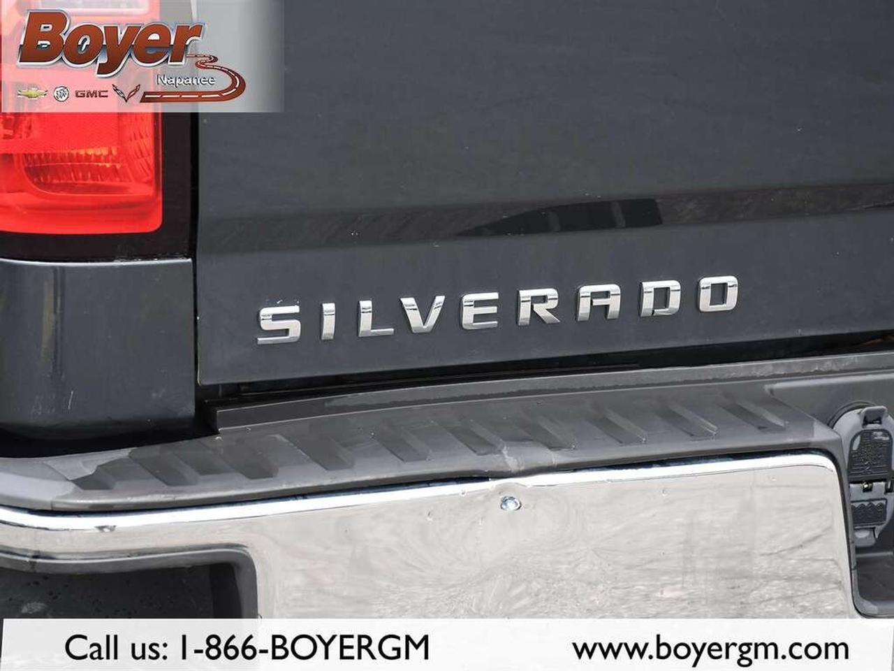 2018 Chevrolet Silverado 1500 Crew Cab Short Box 4-Wheel Drive LT w/1LT Photo