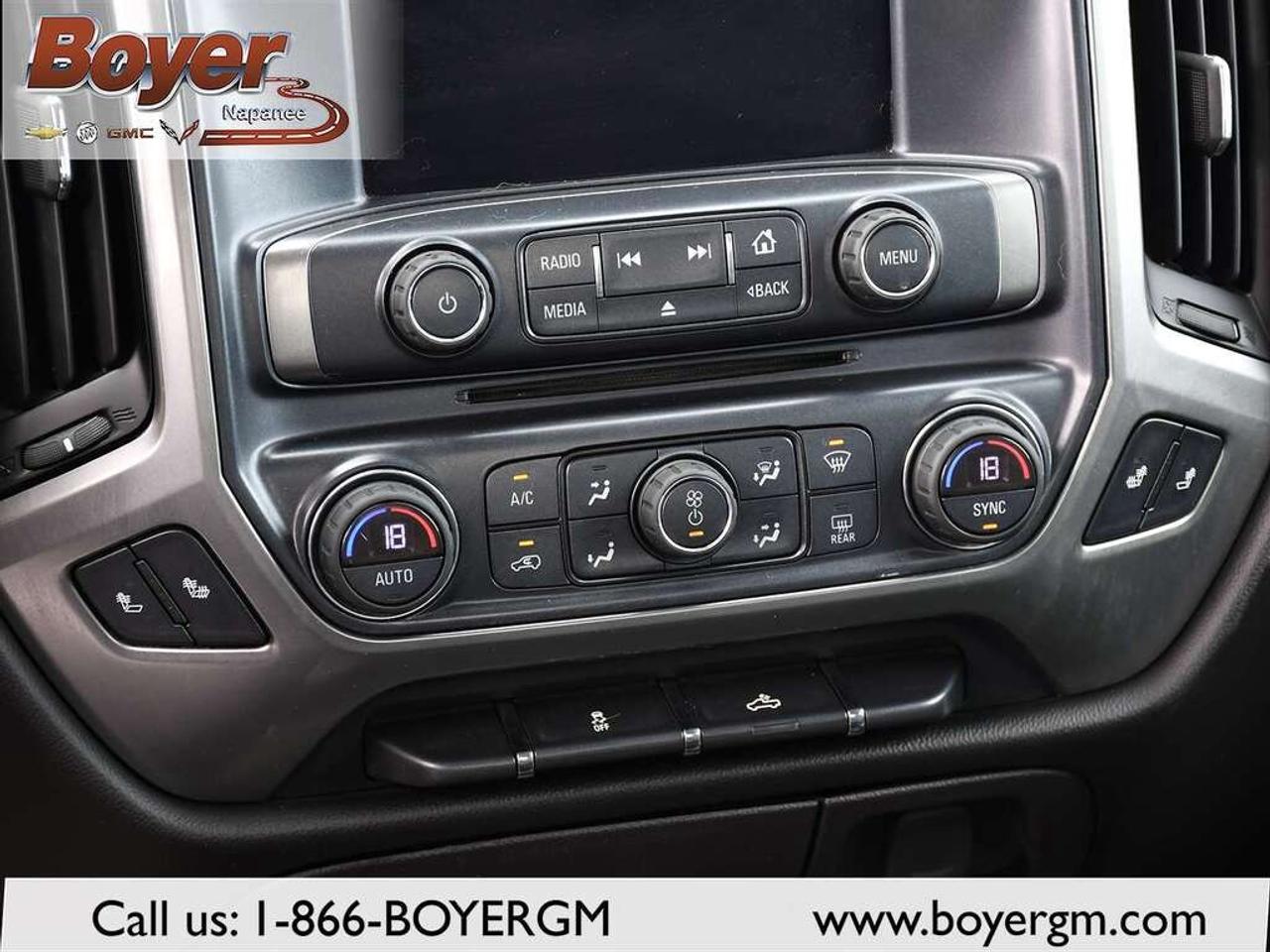 2018 Chevrolet Silverado 1500 Crew Cab Short Box 4-Wheel Drive LT w/1LT Photo