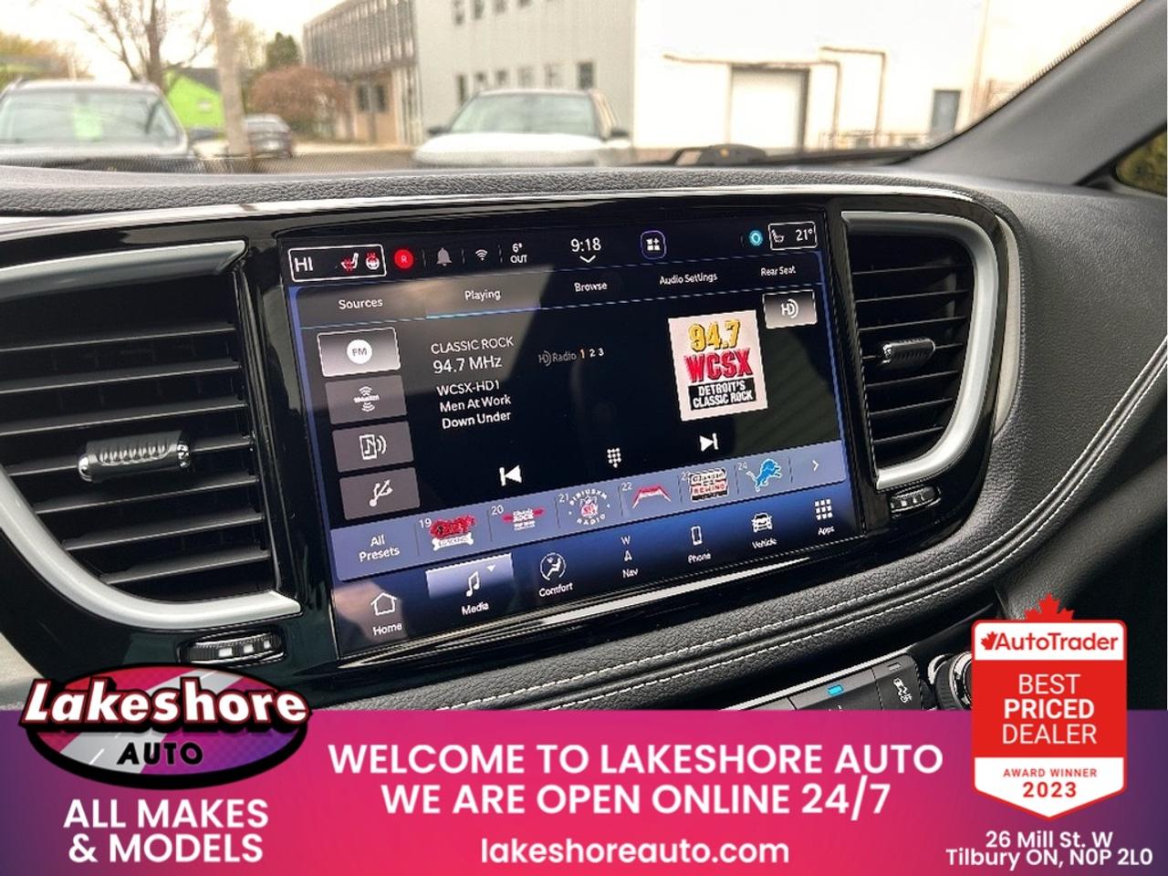 2023 Chrysler Pacifica Limited Photo