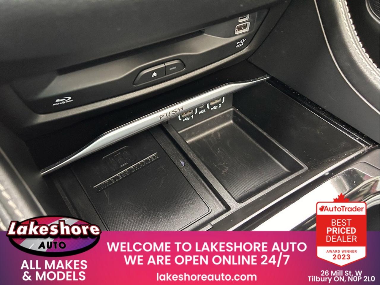 2023 Chrysler Pacifica Limited Photo