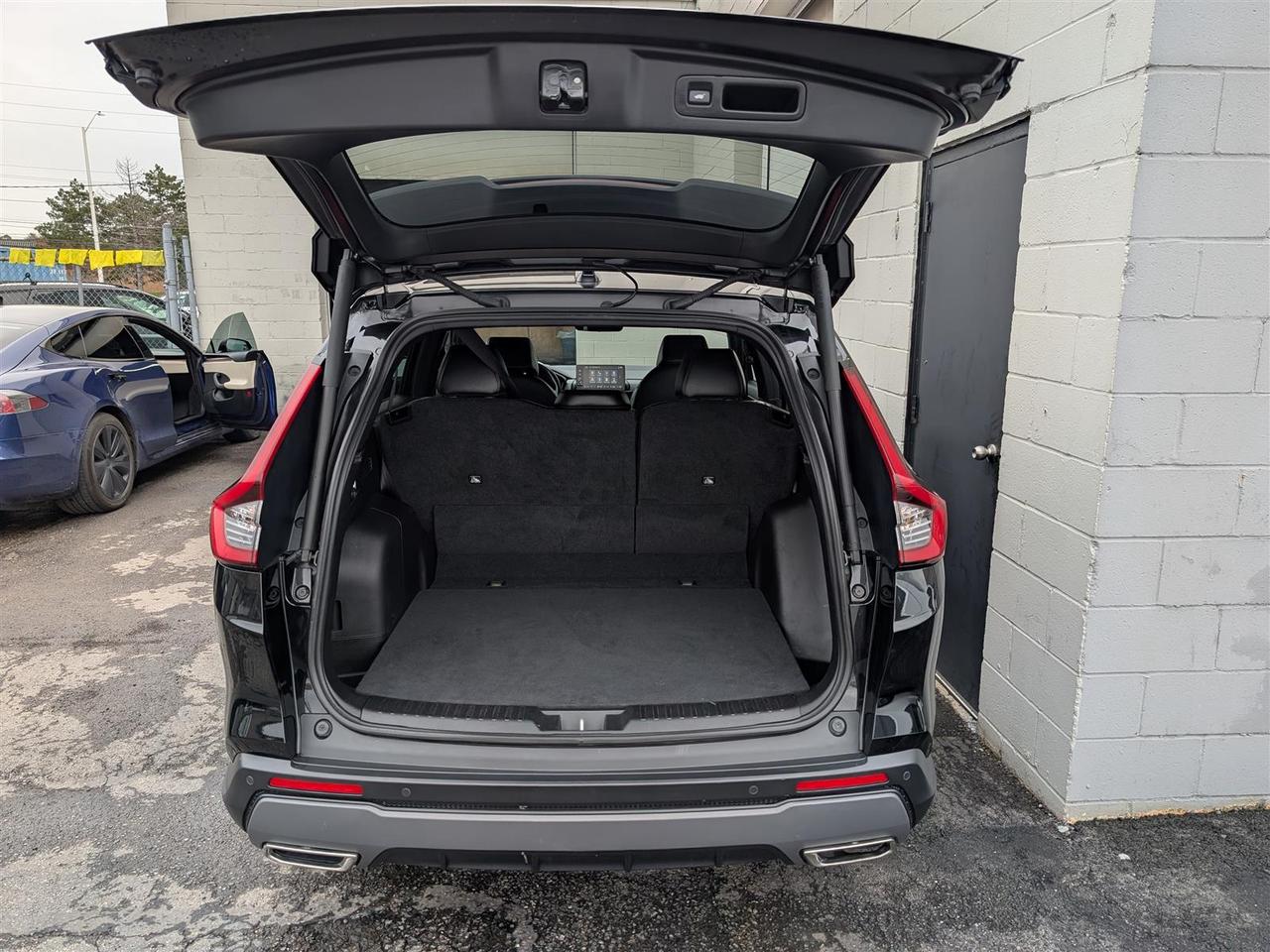 2025 Honda CR-V Hybrid EX-L AWD - SUNROOF - LEATHER - TECH FEATS Photo