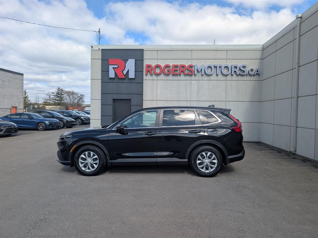 2025 Honda CR-V LX - REV CAM - HTD SEATS - TECH FEATS Photo