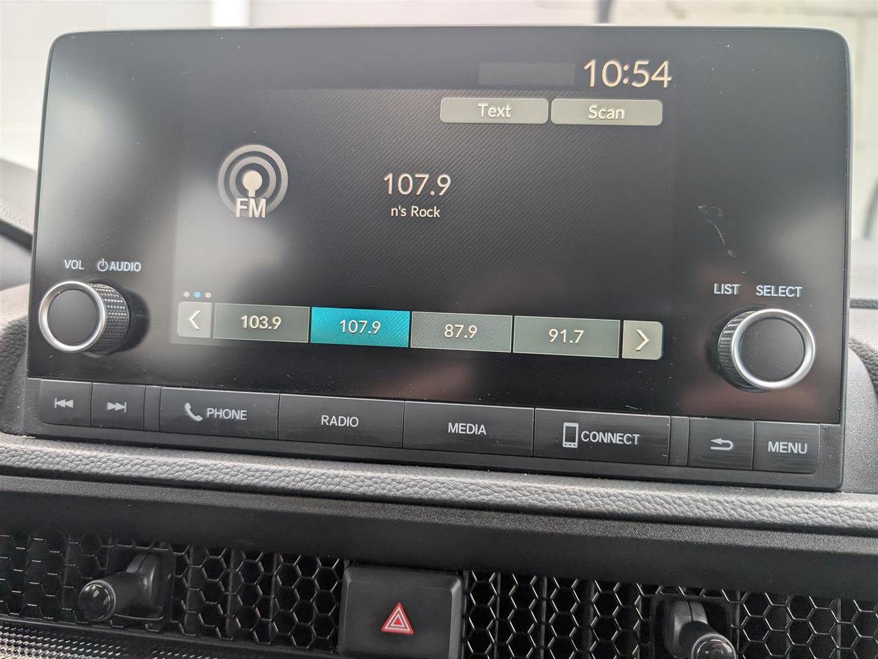 2025 Honda CR-V LX - REV CAM - HTD SEATS - TECH FEATS Photo