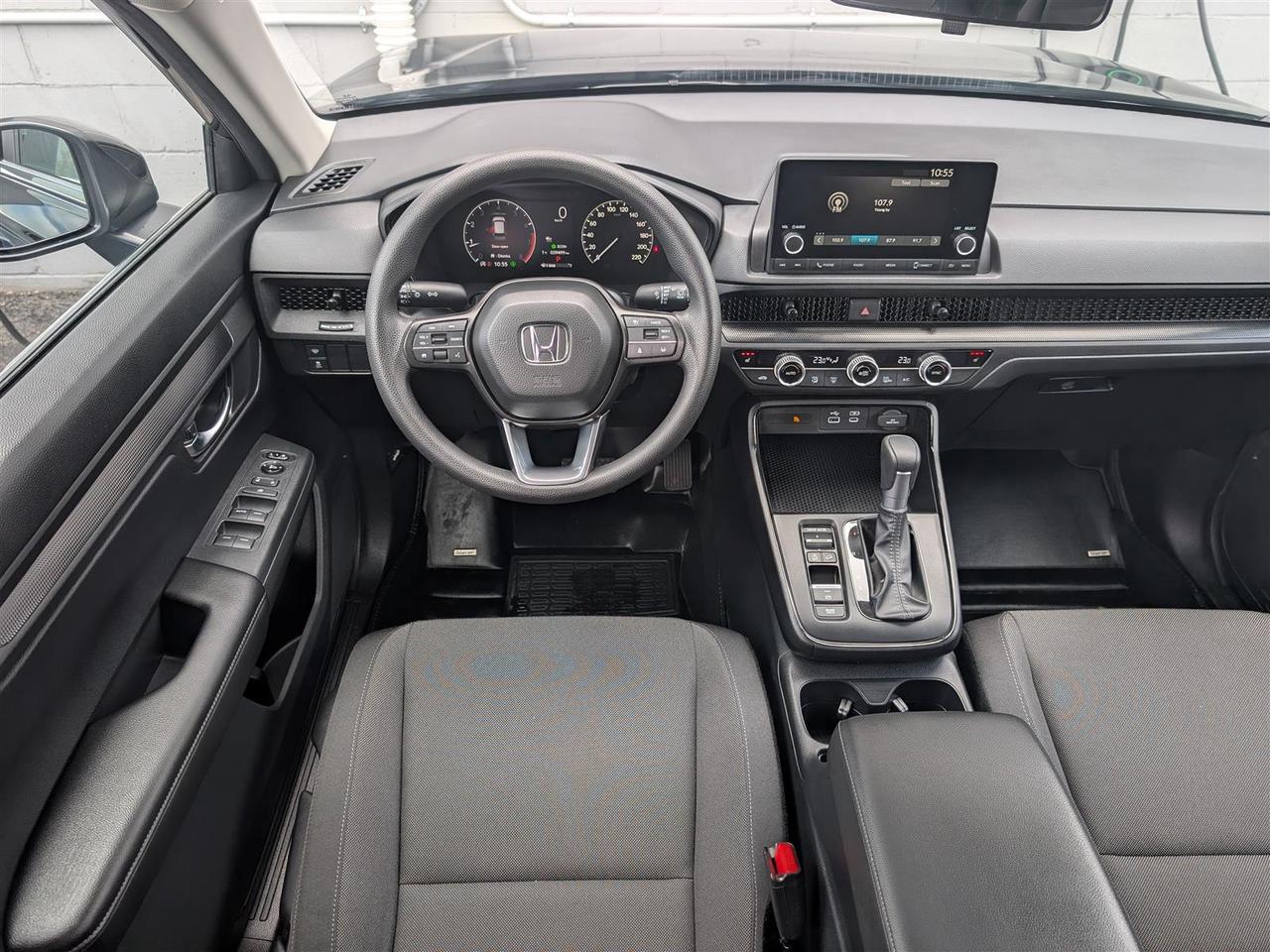 2025 Honda CR-V LX - REV CAM - HTD SEATS - TECH FEATS Photo