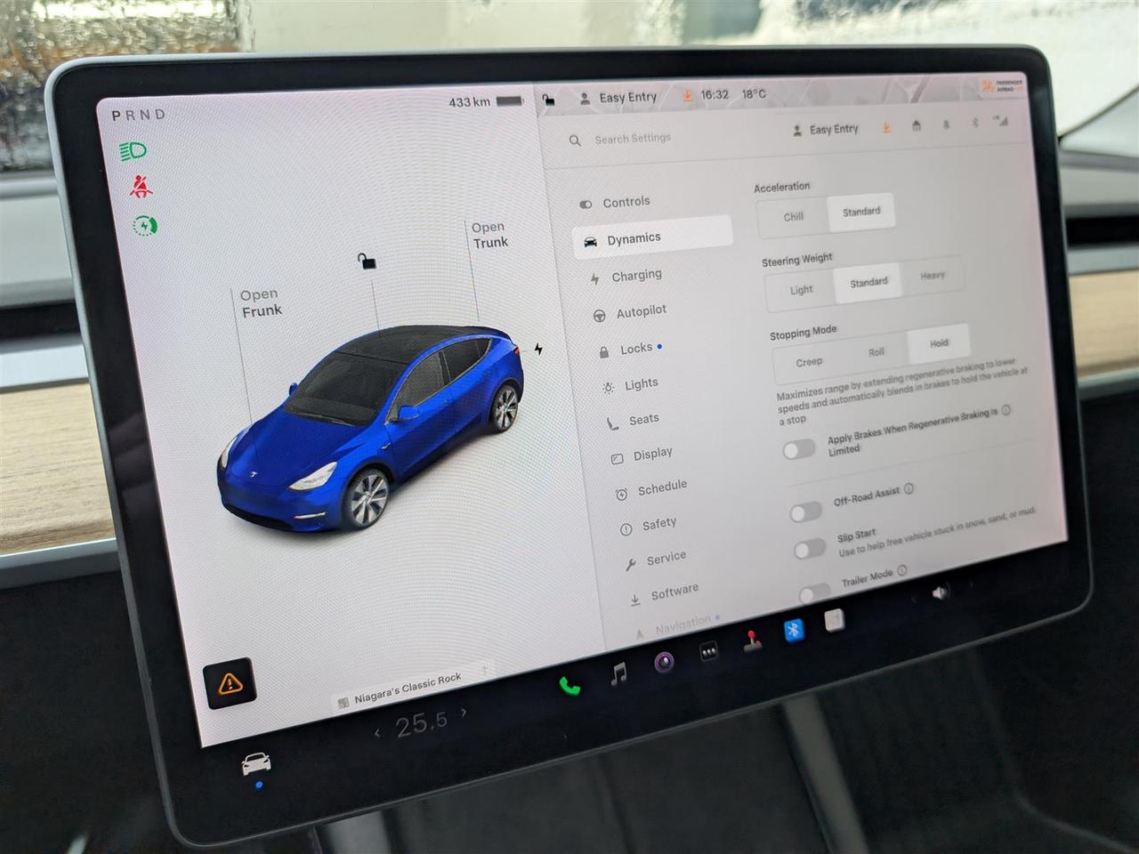 2021 Tesla Model Y LONG RANGE AWD - DUAL MOTOR Photo