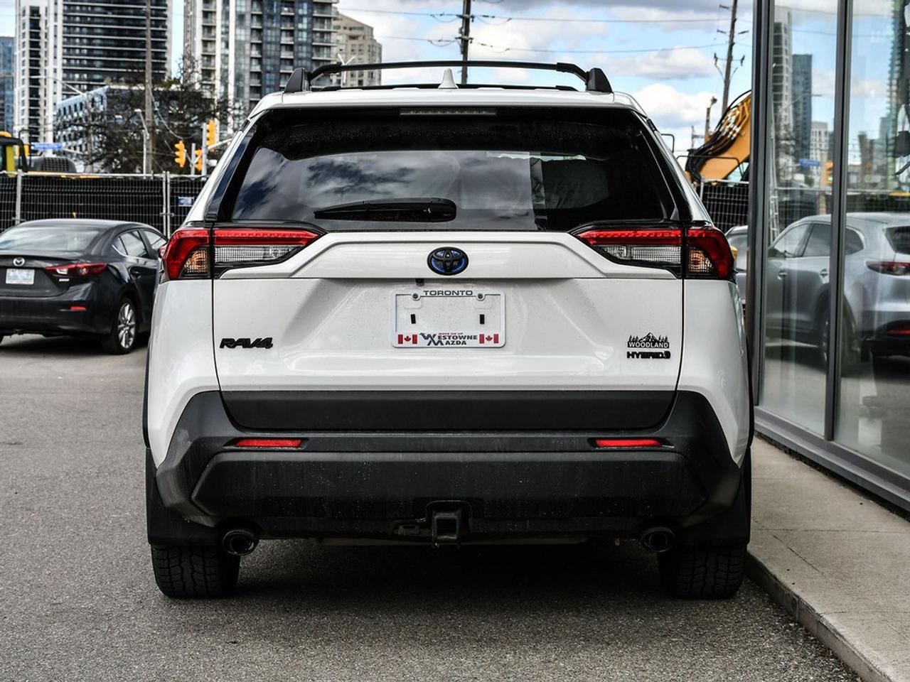 2023 Toyota RAV4 Hybrid XLE AWD Photo