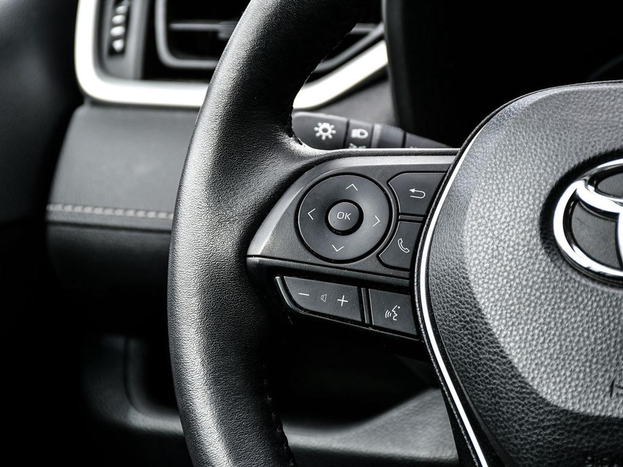 2023 Toyota RAV4 Hybrid XLE AWD Photo