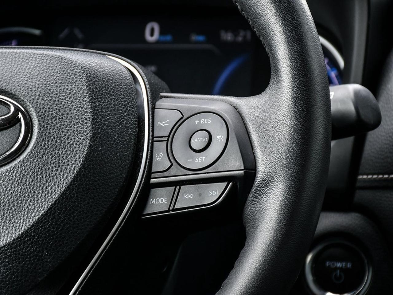 2023 Toyota RAV4 Hybrid XLE AWD Photo