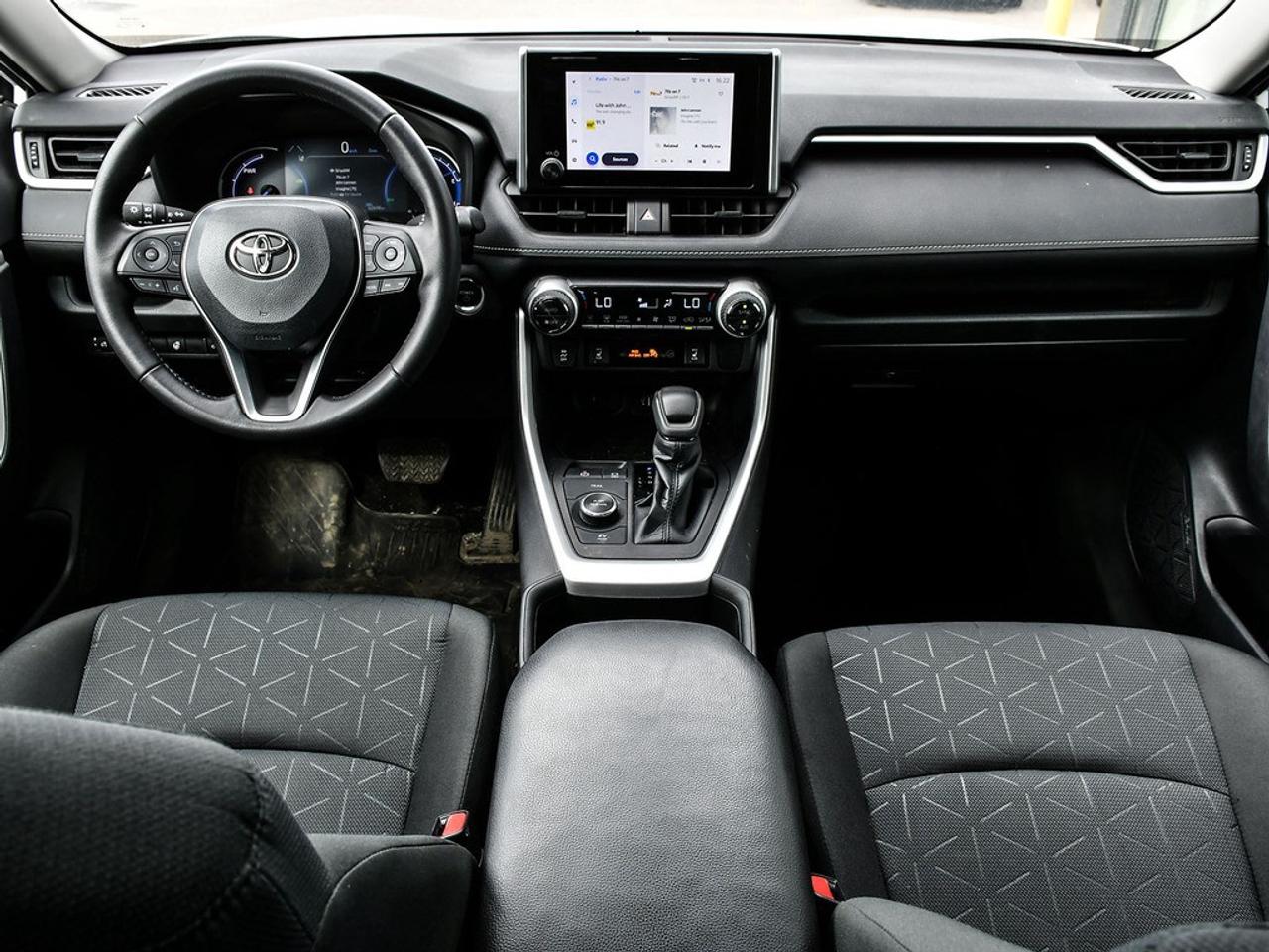 2023 Toyota RAV4 Hybrid XLE AWD Photo