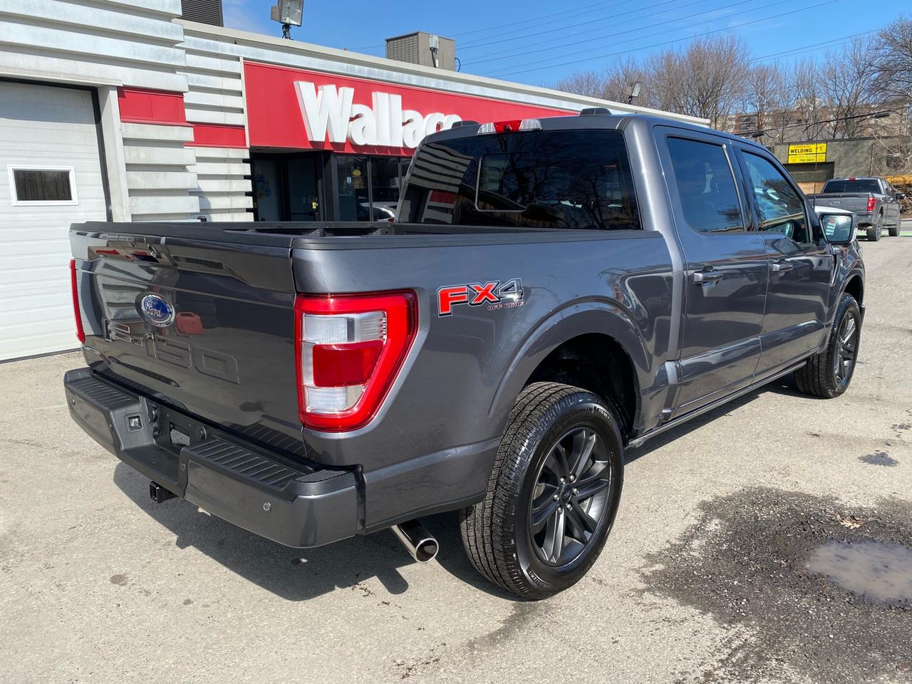 2022 Ford F-150 Lariat | FX4 | SuperCrew | 5.0 V8 | Panoramic Sunroof  ***SOLD*** Photo