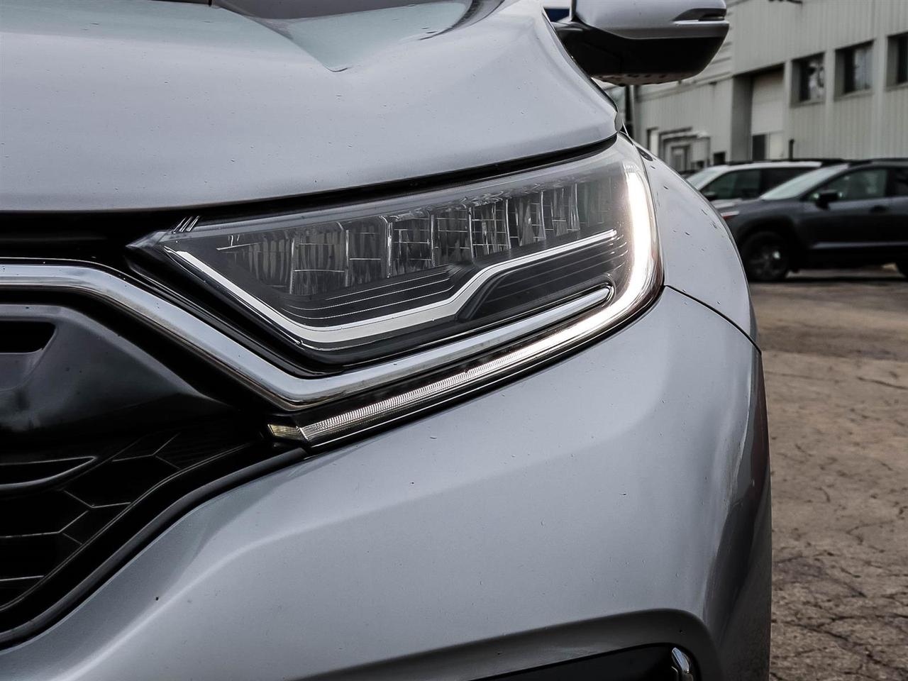 2022 Honda CR-V Touring Photo