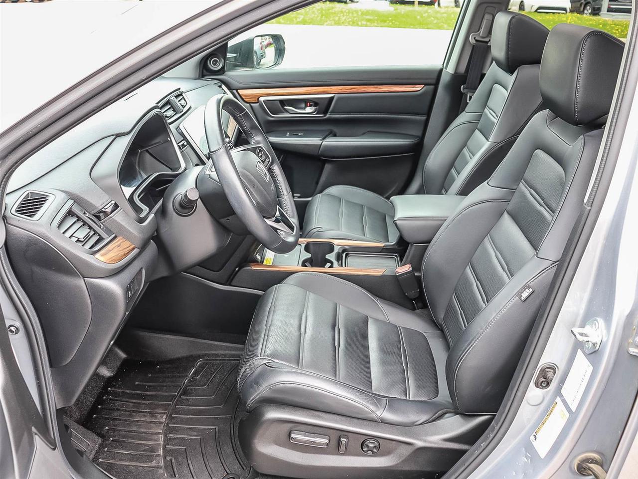 2022 Honda CR-V Touring Photo