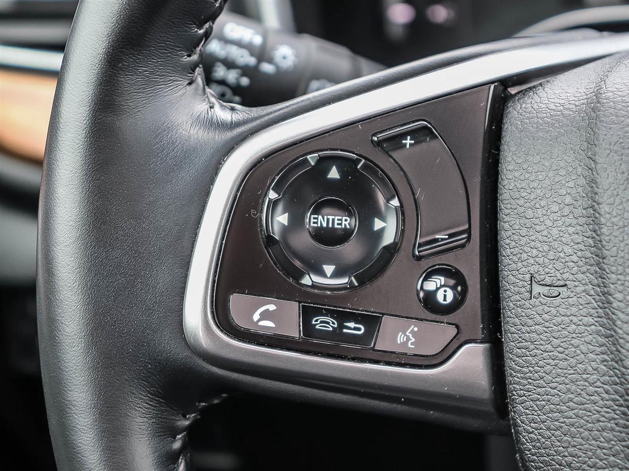 2022 Honda CR-V Touring Photo