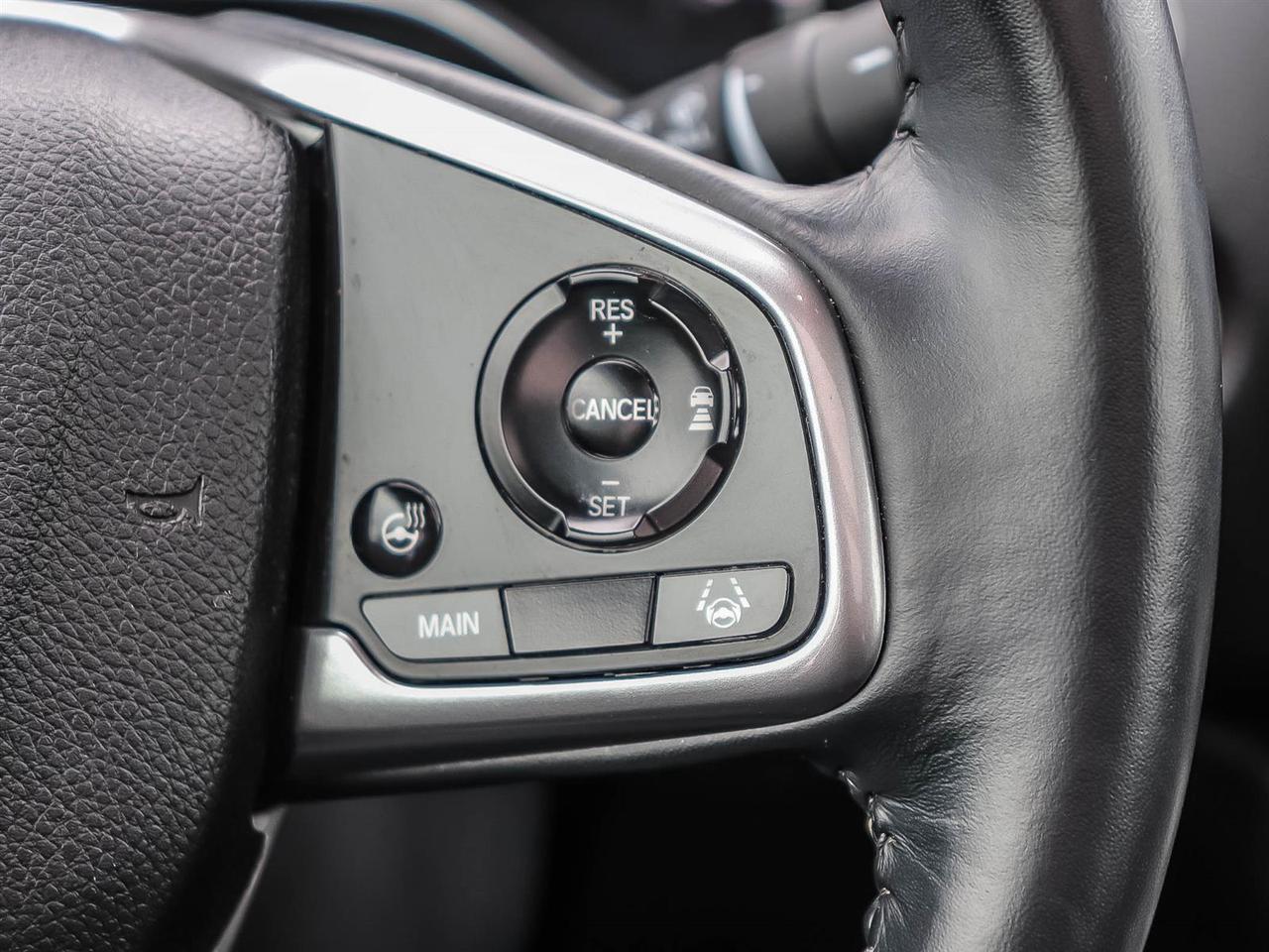 2022 Honda CR-V Touring Photo