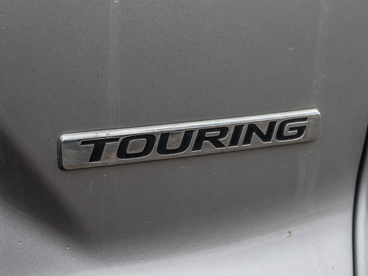 2022 Honda CR-V Touring Photo
