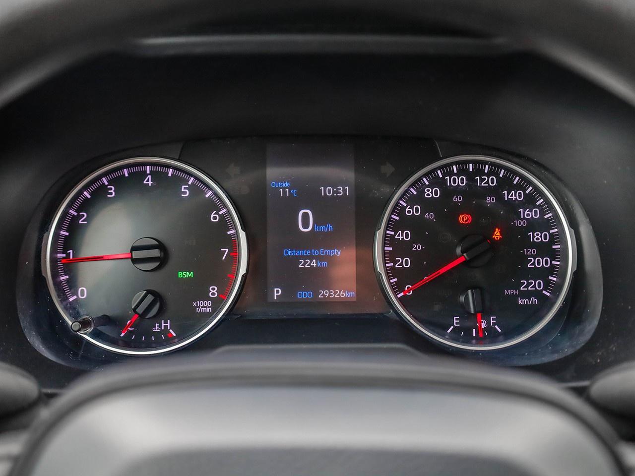 2022 Toyota RAV4 LE Photo