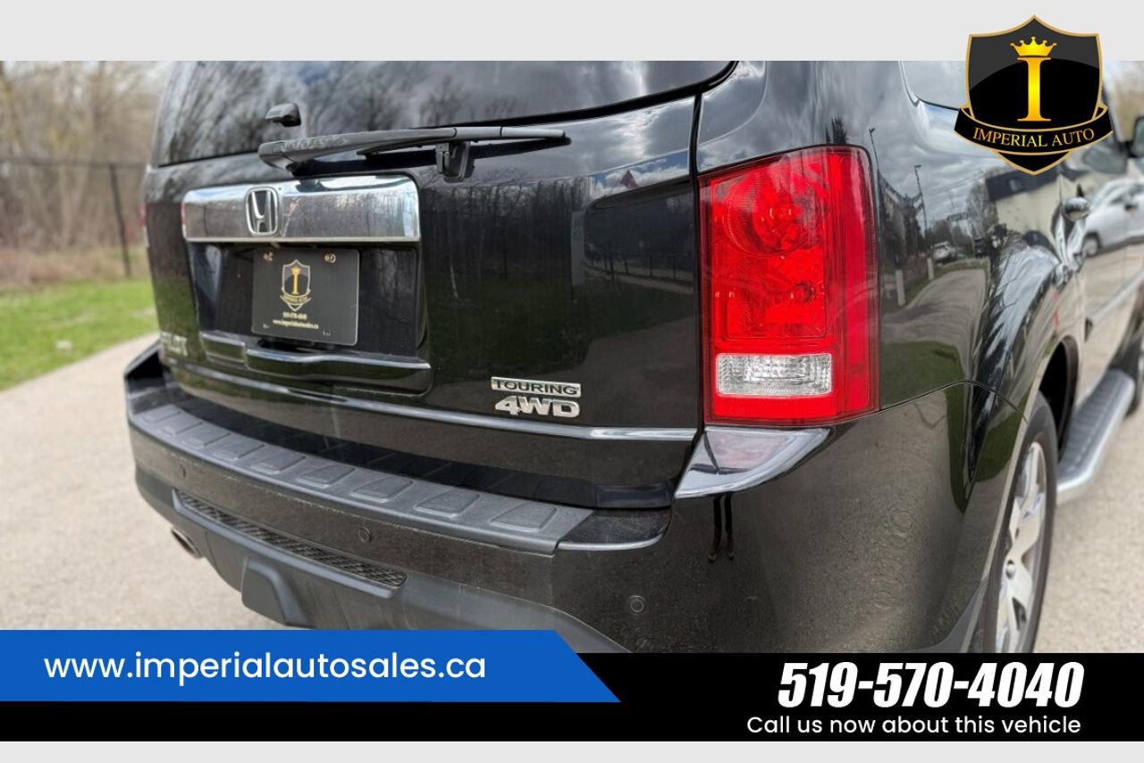 2015 Honda Pilot Touring-8 Passenger Photo