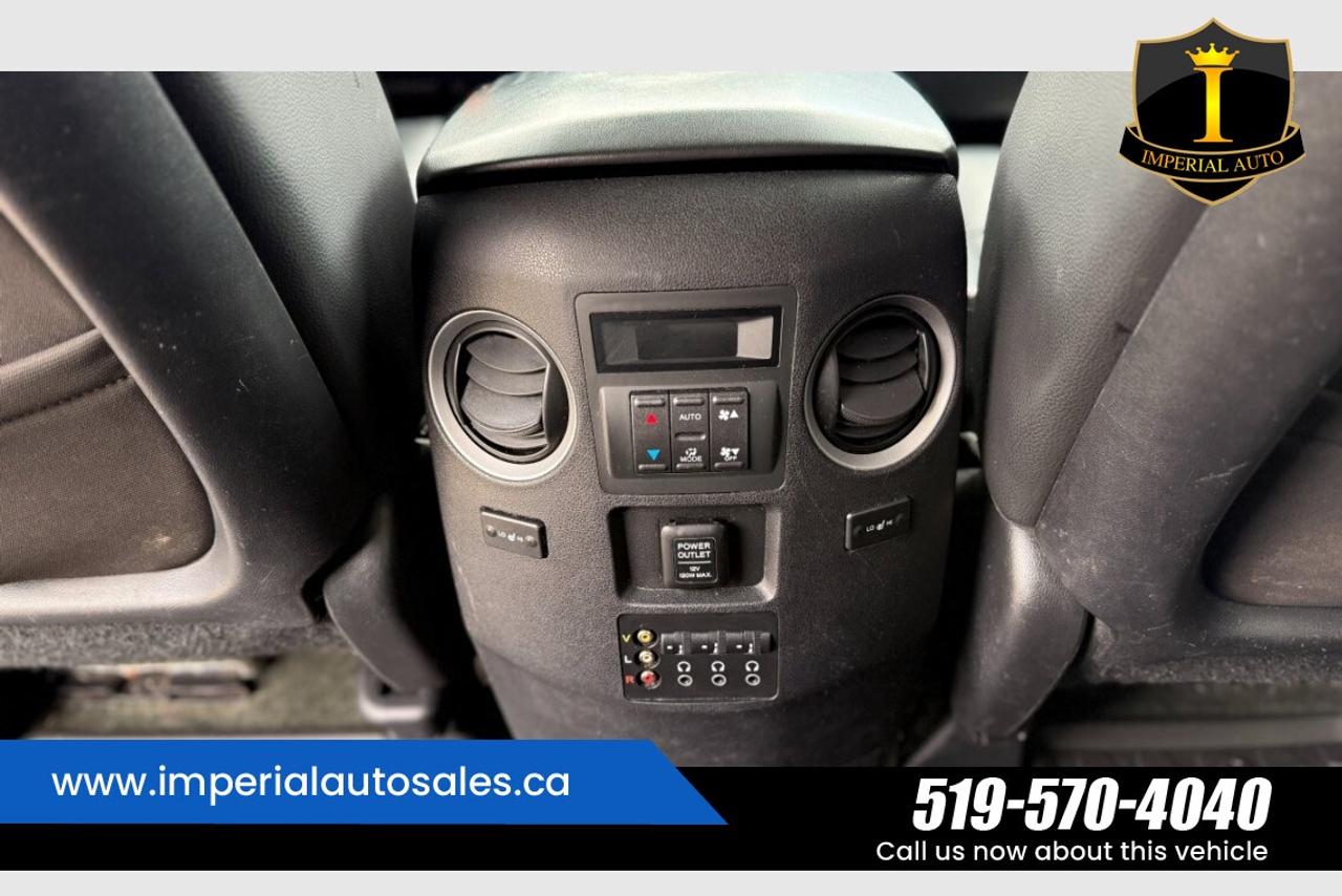 2015 Honda Pilot Touring-8 Passenger Photo
