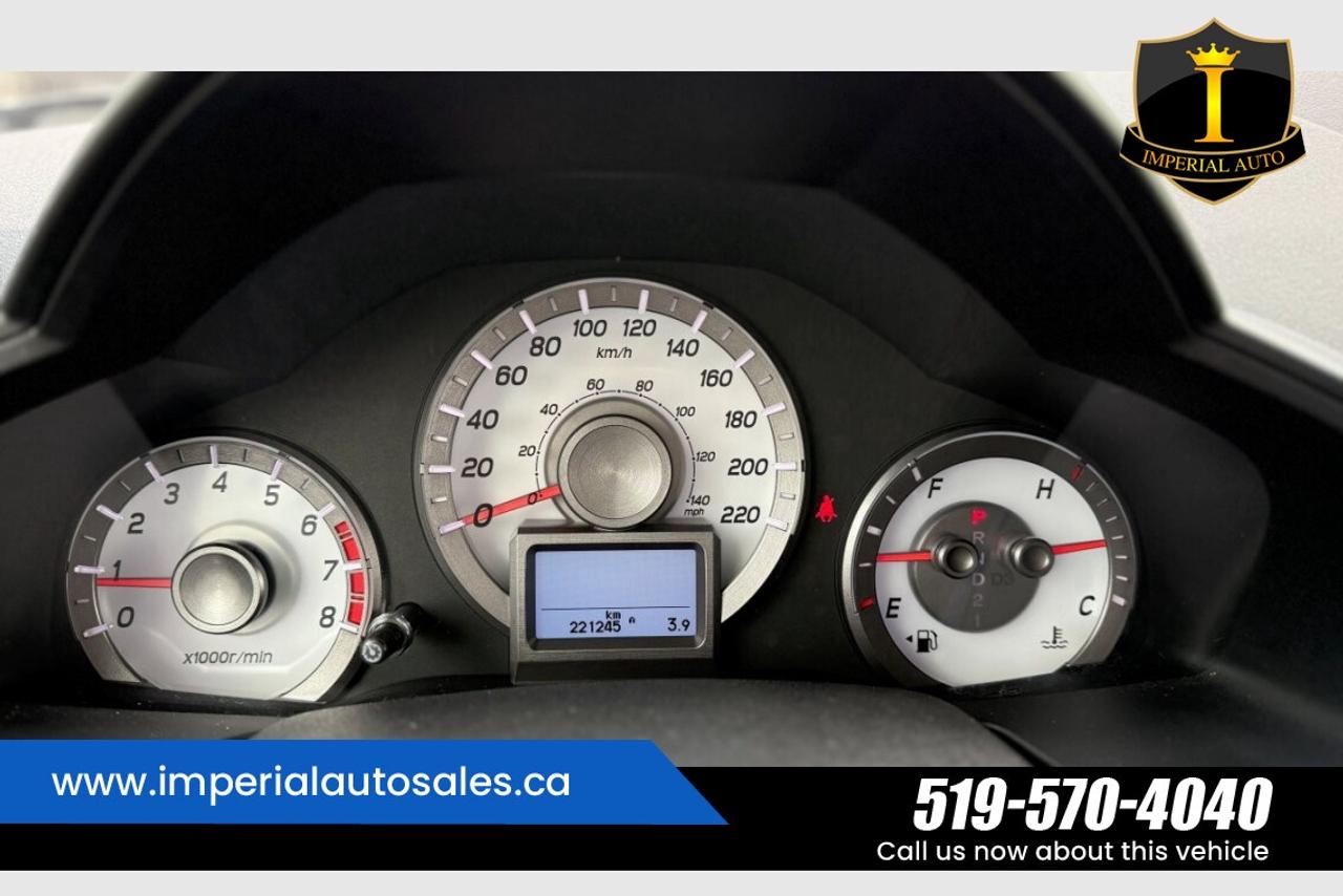 2015 Honda Pilot Touring-8 Passenger Photo