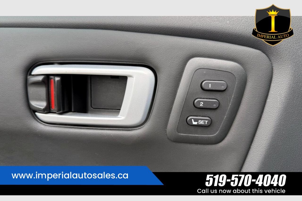 2015 Honda Pilot Touring-8 Passenger Photo