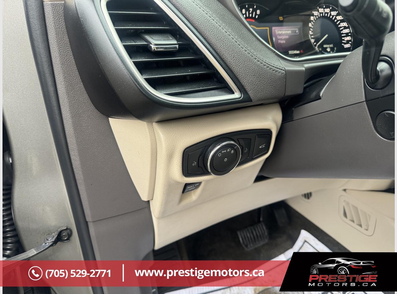 2016 Lincoln MKX Reserve Photo