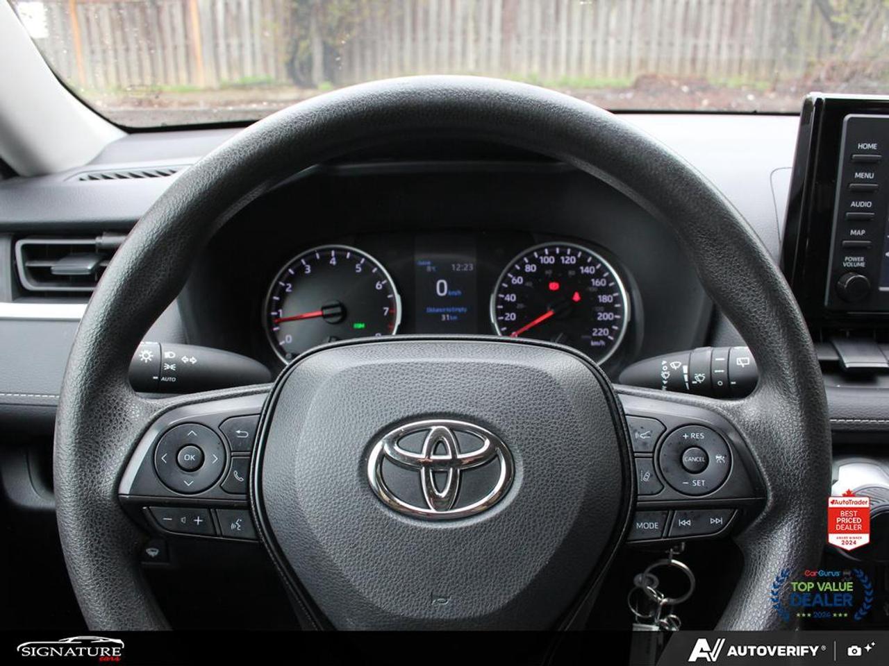 2022 Toyota RAV4 LE AWD  No Accident Carplay BSM Htd Seats Photo