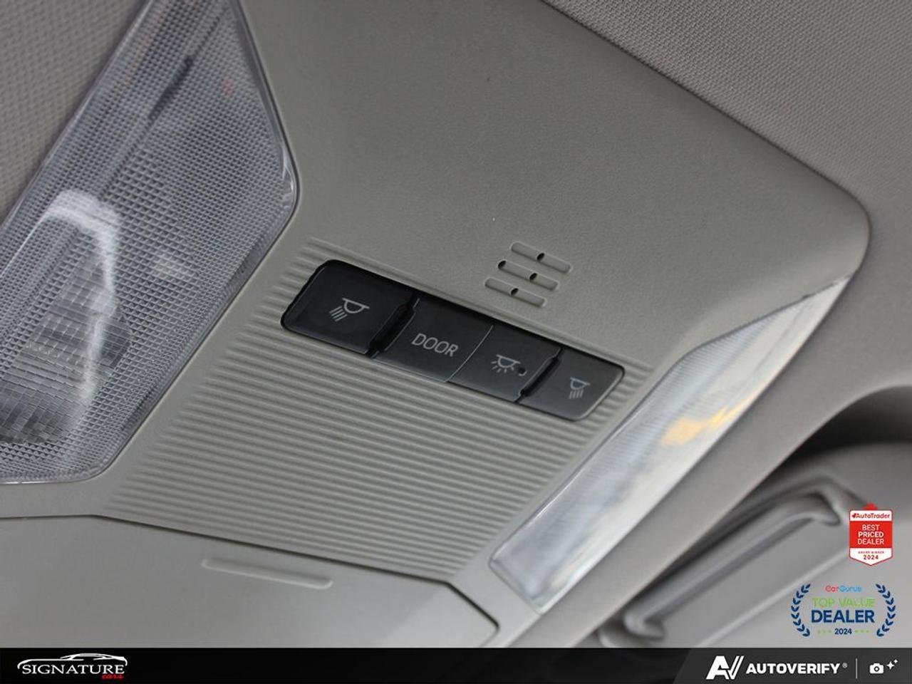 2022 Toyota RAV4 LE AWD  No Accident Carplay BSM Htd Seats Photo