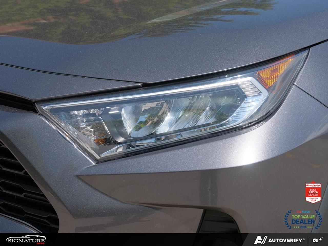 2021 Toyota RAV4 XLE AWD No Accident Sunroof Carplay BSM Photo