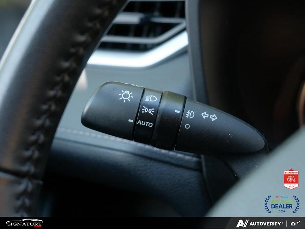 2021 Toyota RAV4 XLE AWD No Accident Sunroof Carplay BSM Photo