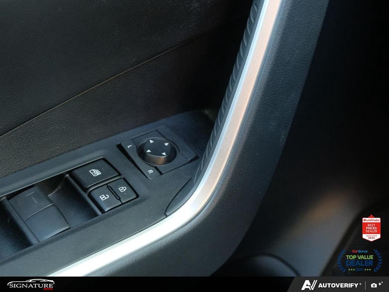 2021 Toyota RAV4 XLE AWD No Accident Sunroof Carplay BSM Photo