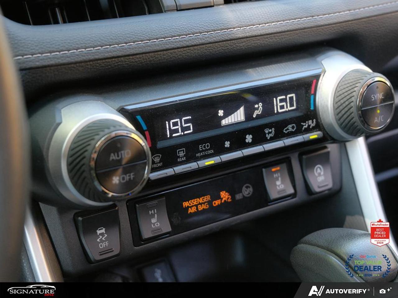 2021 Toyota RAV4 XLE AWD No Accident Sunroof Carplay BSM Photo