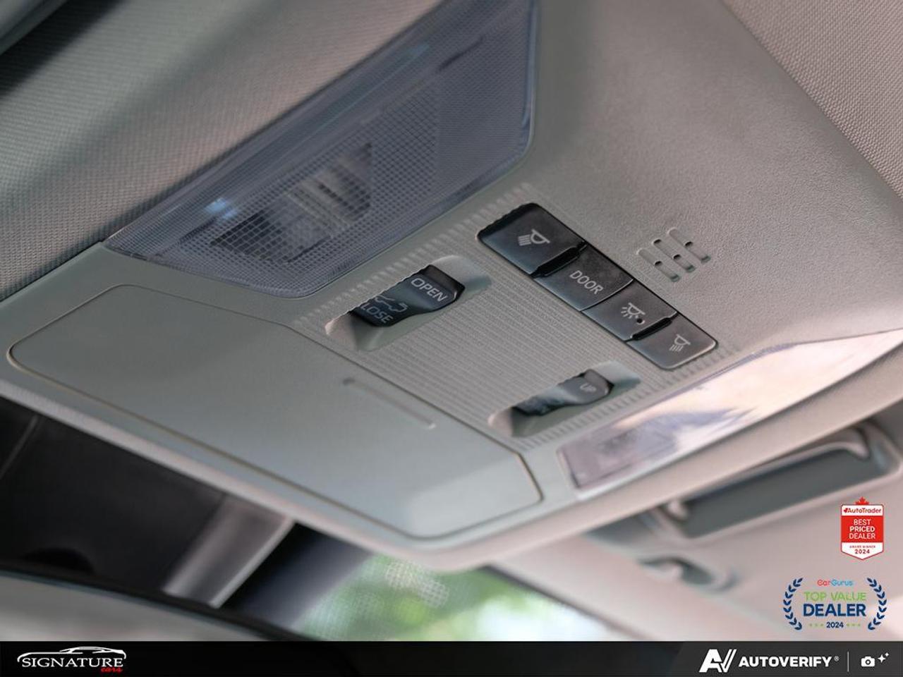 2021 Toyota RAV4 XLE AWD No Accident Sunroof Carplay BSM Photo