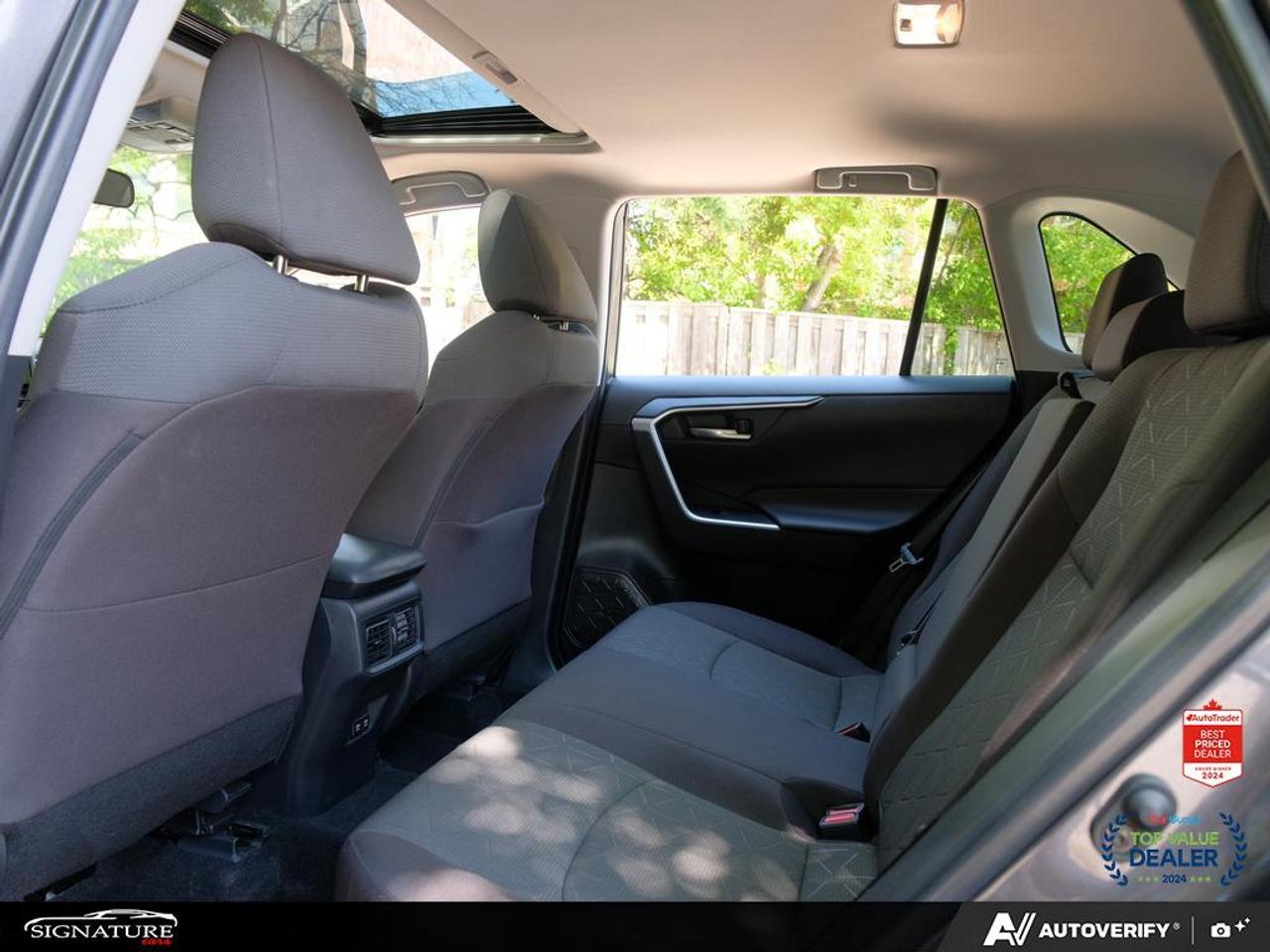 2021 Toyota RAV4 XLE AWD No Accident Sunroof Carplay BSM Photo