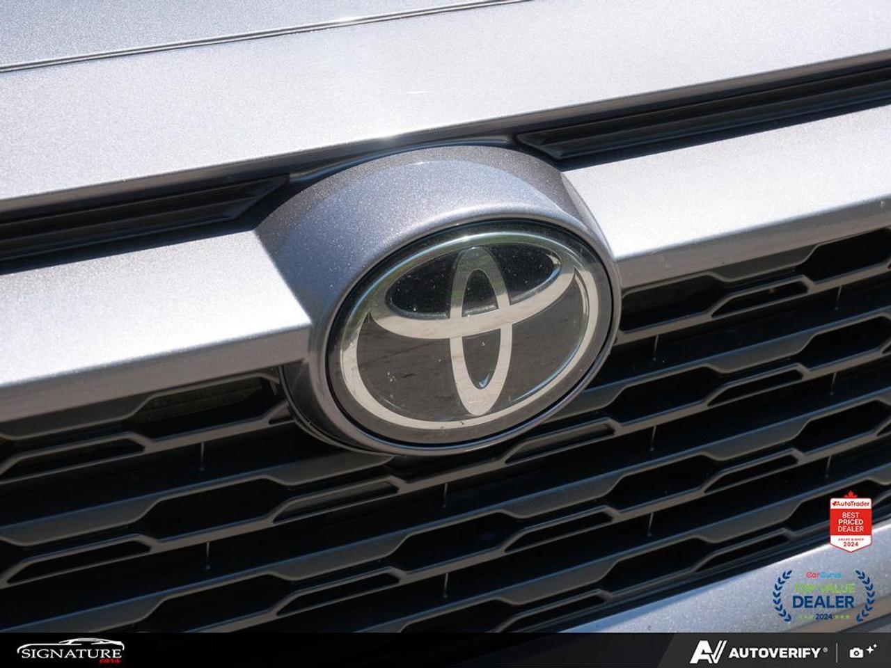 2021 Toyota RAV4 XLE AWD No Accident Sunroof Carplay BSM Photo