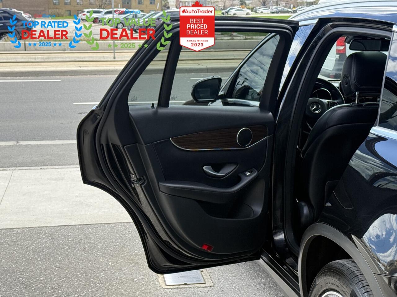 2018 Mercedes-Benz GLC-Class //AMG PKG | PANO | NAVI | LOADED Photo