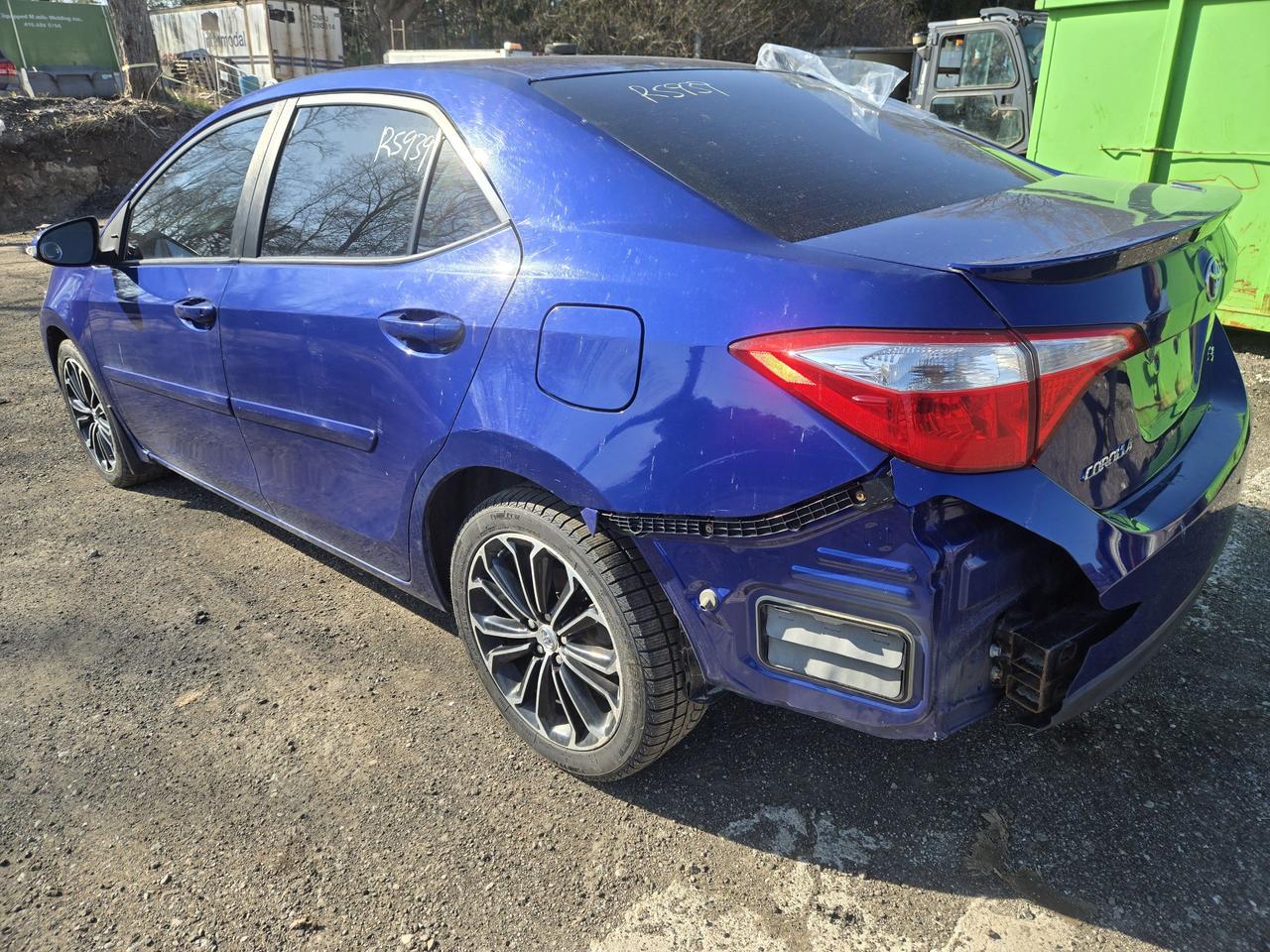 2015 Toyota Corolla S Photo