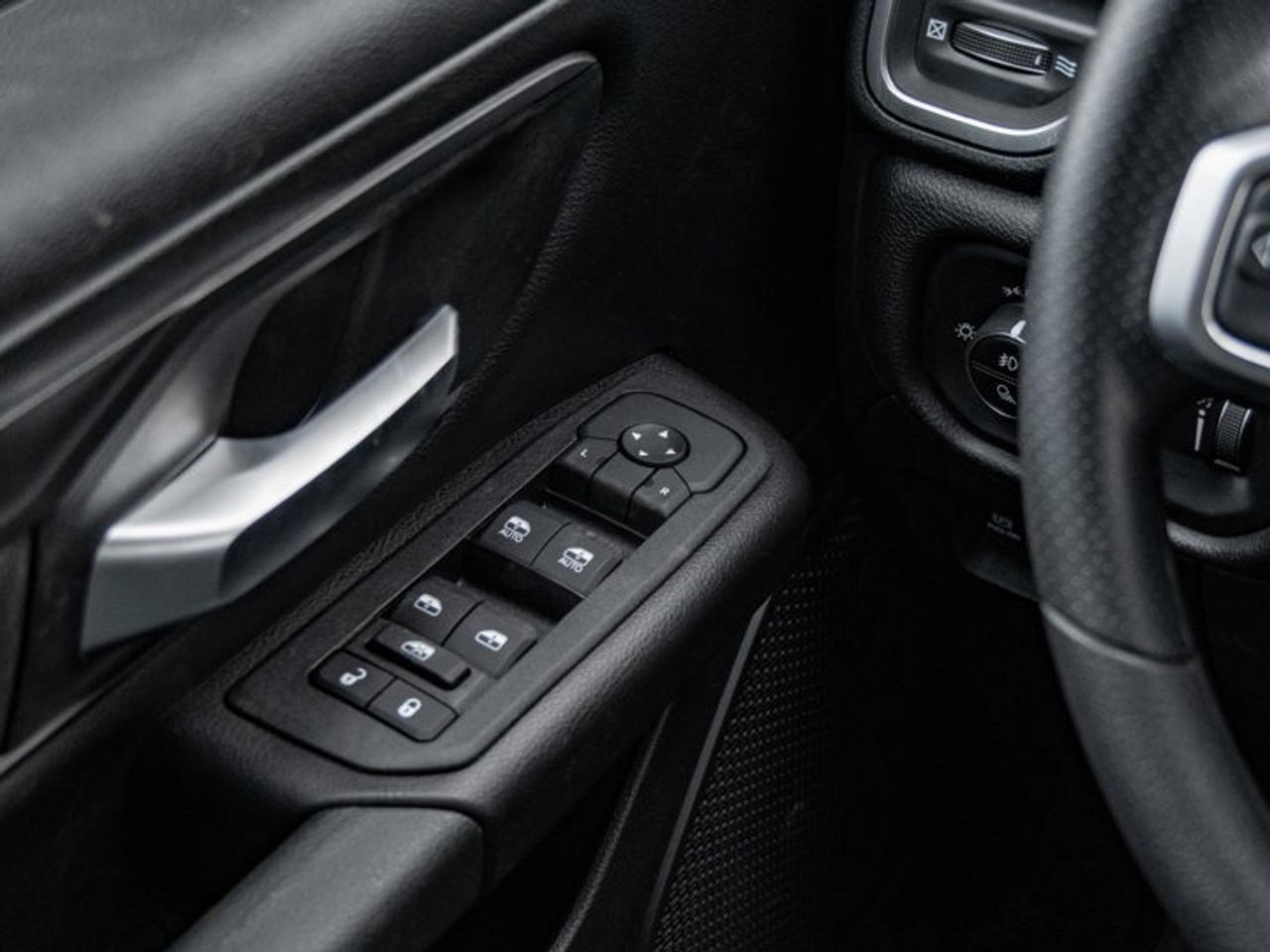 2026 RAM 1500 Express Photo