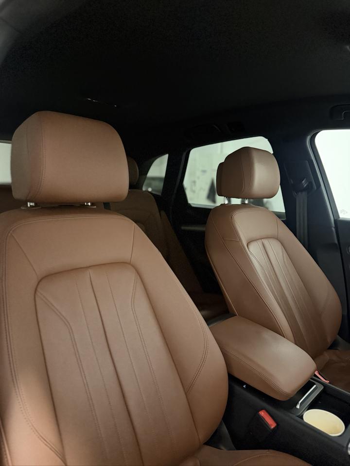 2022 Audi Q5 Komfort Photo