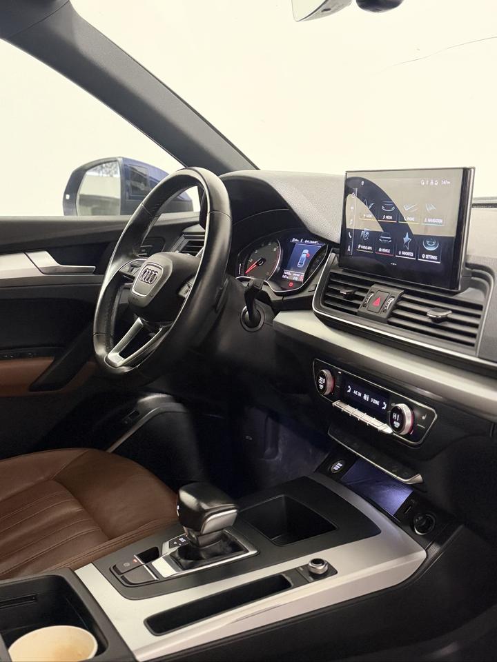 2022 Audi Q5 Komfort Photo