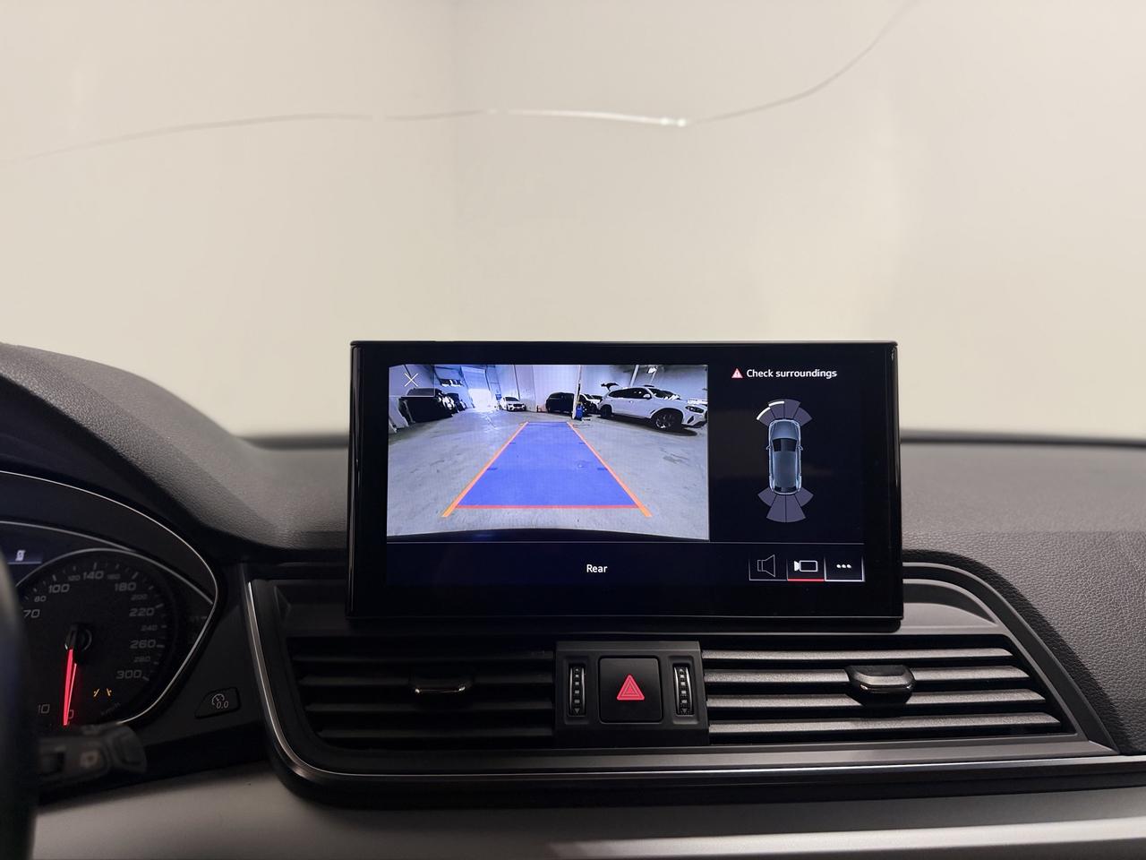 2022 Audi Q5 Komfort Photo