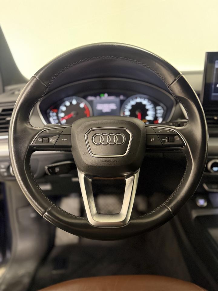 2022 Audi Q5 Komfort Photo